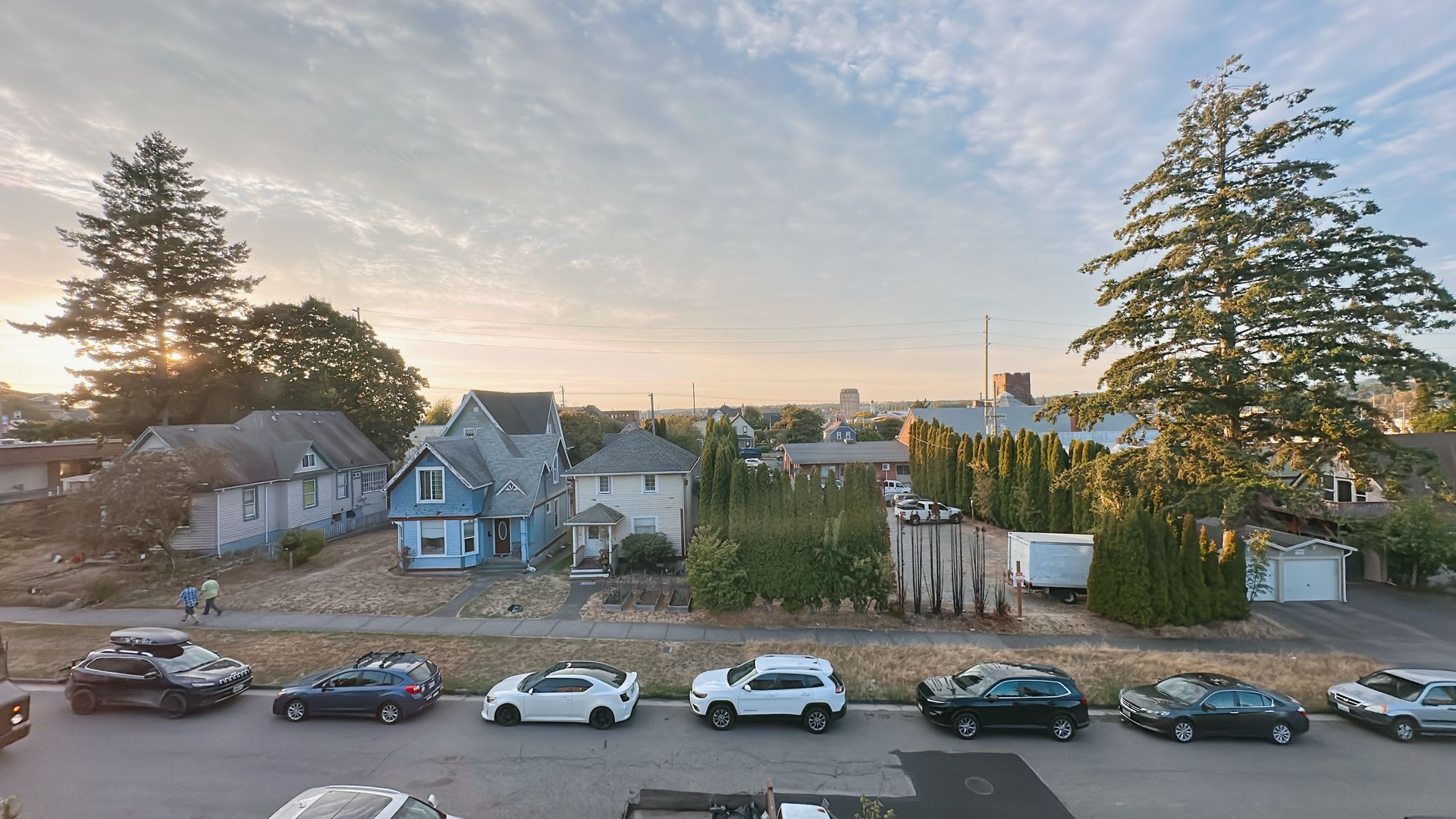 NOW LEASING Brand New 3-Bedroom Apartments Near WWU – photo 2