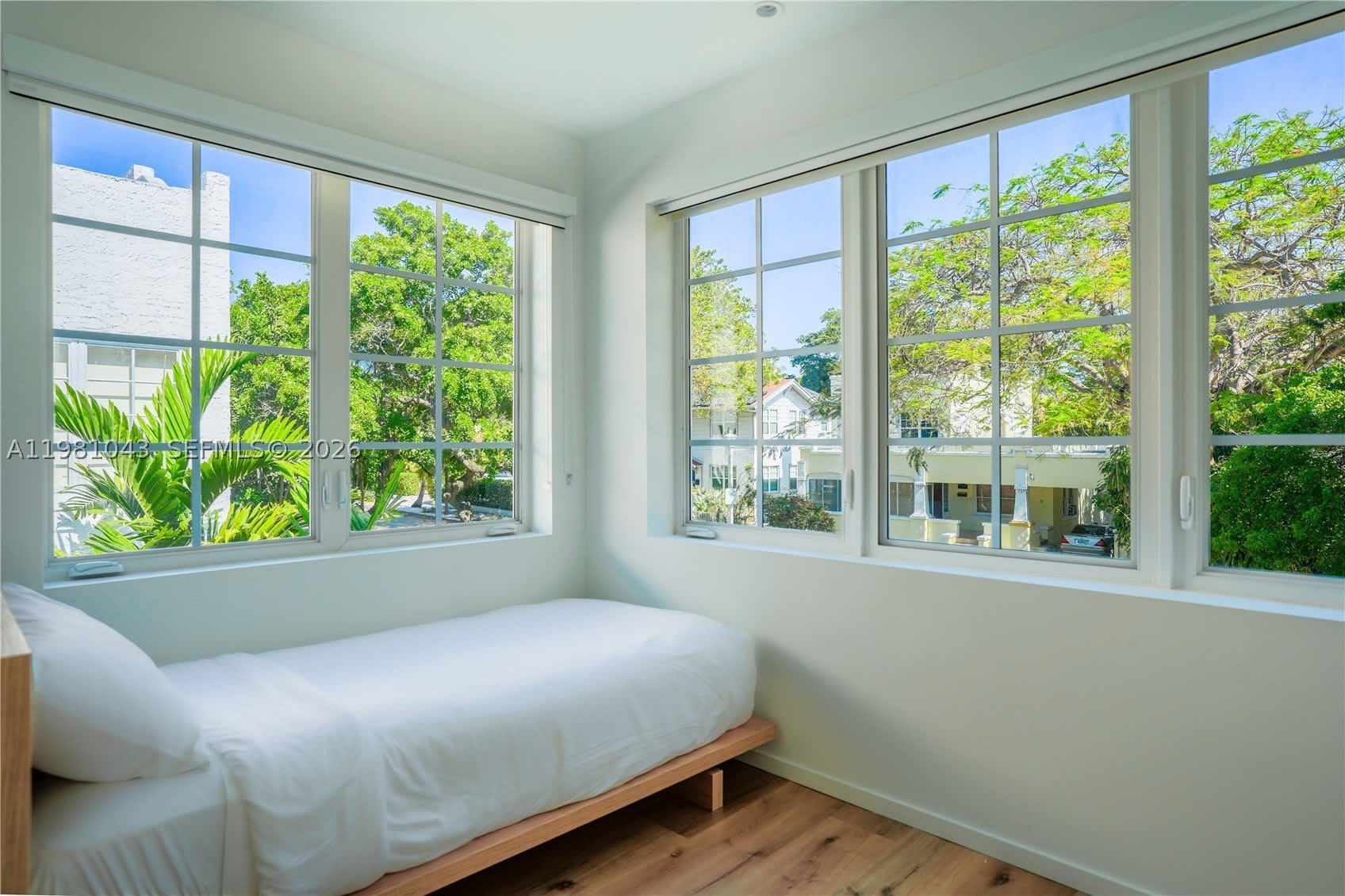 136 NE 46th St – photo 3