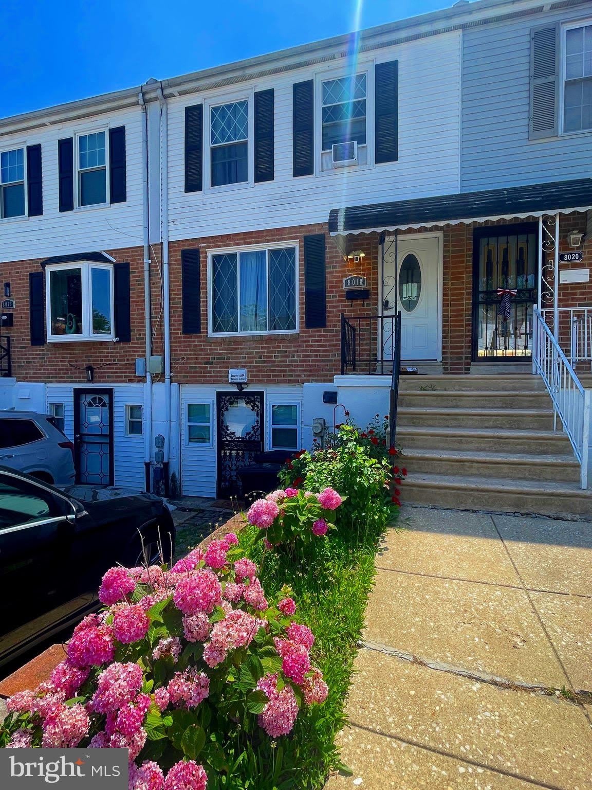8018 Chelwynde Avenue – photo 3