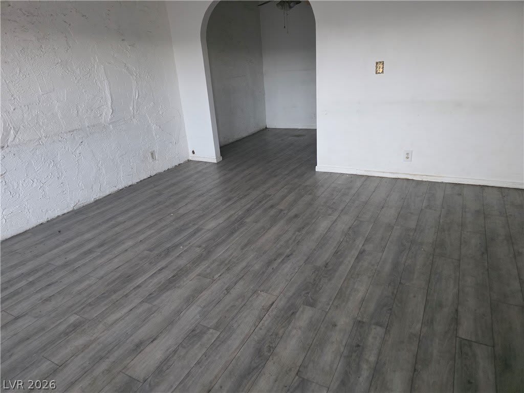 595 S Royal Crest Circle – photo 4