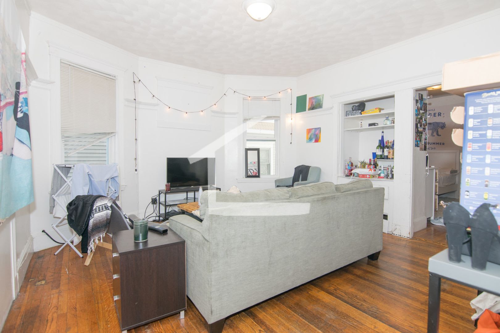Huge 4 bed 2 bath near BU and the Green Line. – photo 2
