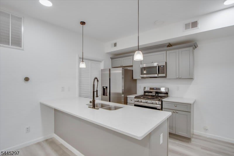 500 S 18Th St Apt 1 – photo 1