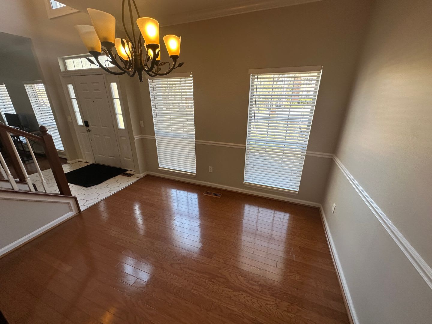 Beautiful Home in the heart of MJ! – photo 3