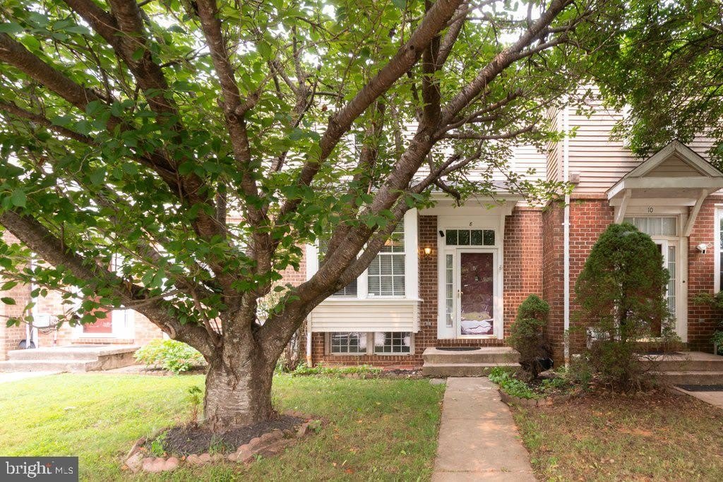 8 WESSEX Court – photo 3