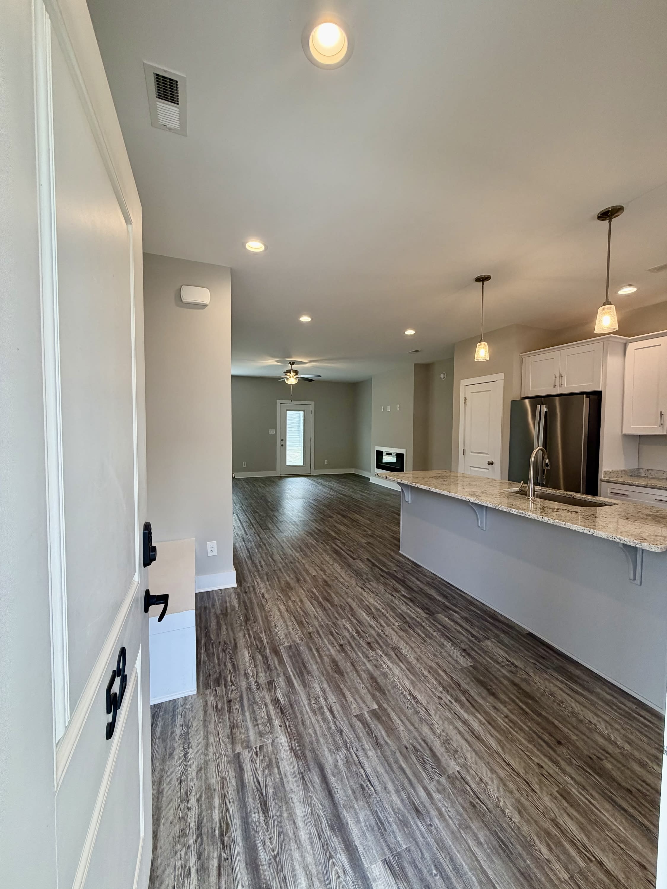 52 Cuddington Lane – photo 3
