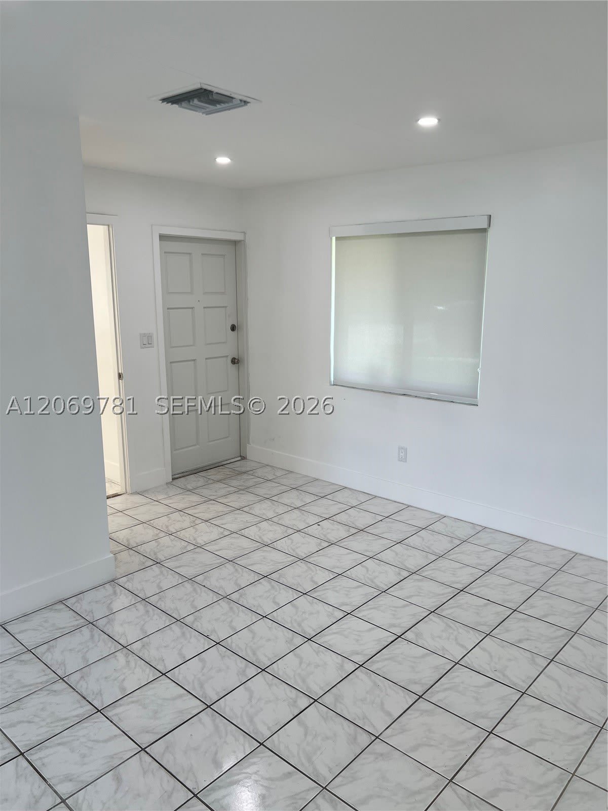 13735 Nw 23Rd Ave – photo 3