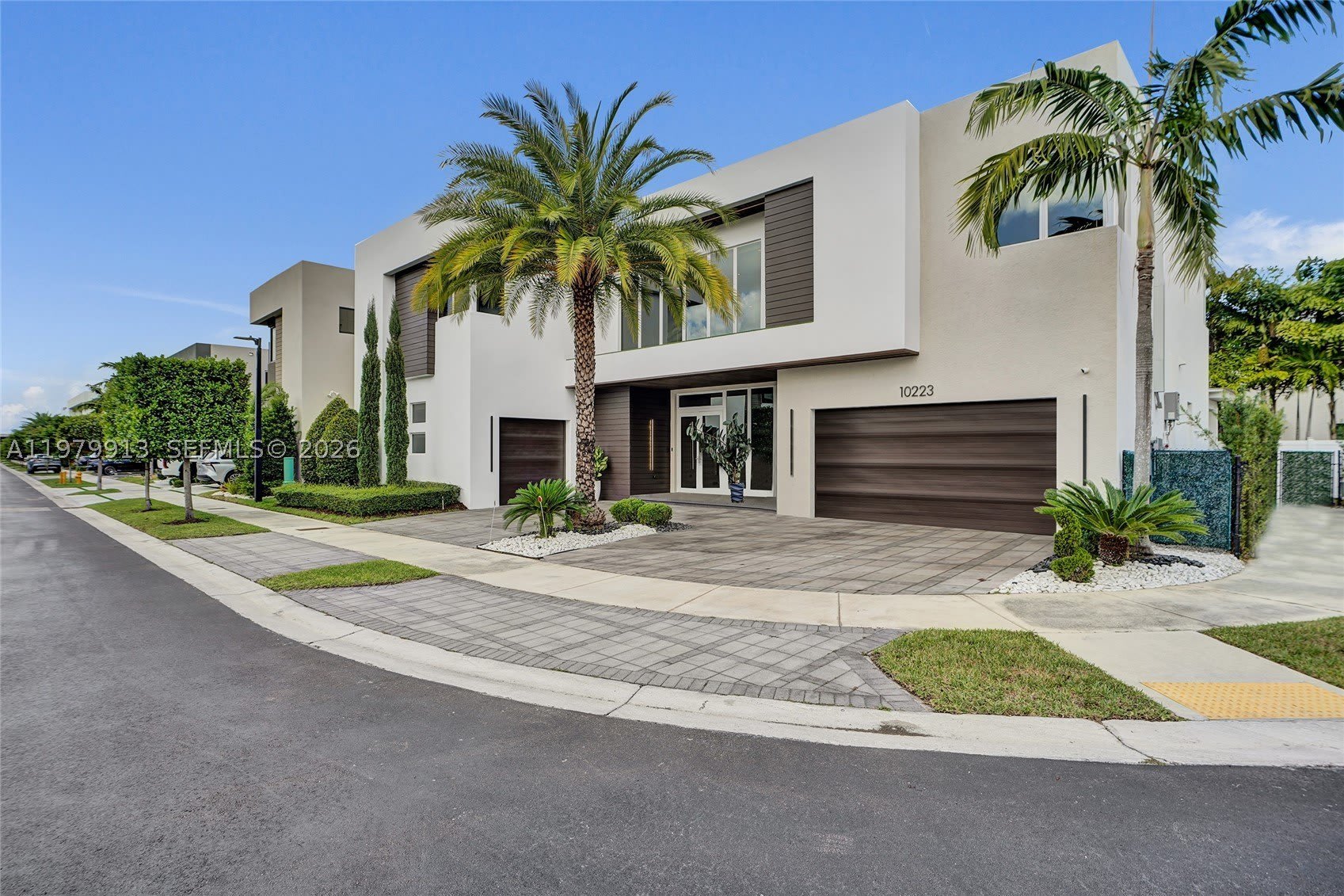 10223 NW 75th Ter – photo 2