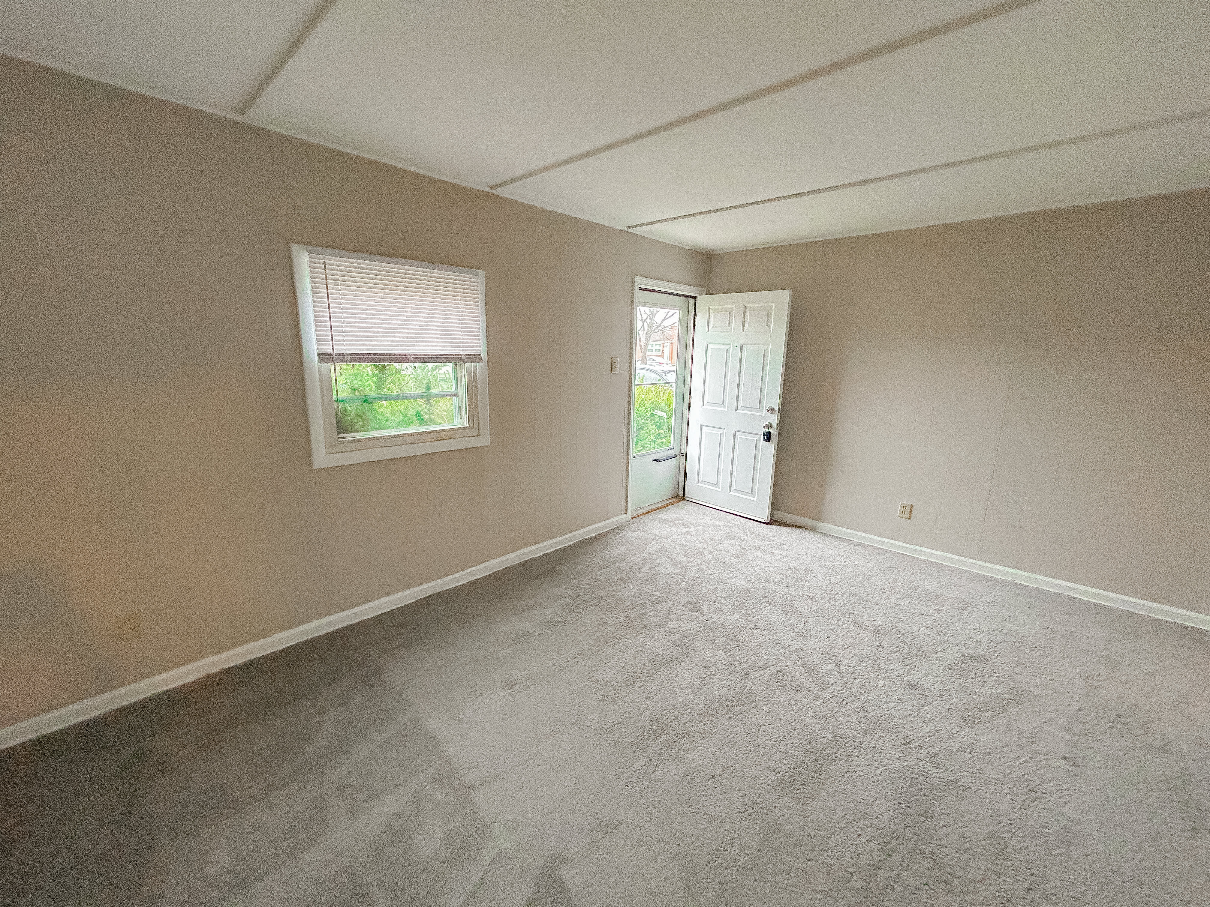 3210 E 12th Ave – photo 3