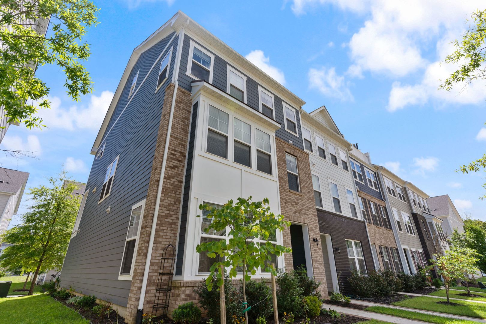 Modern Potomac Shores Home with Resort-Style Amenities – photo 4