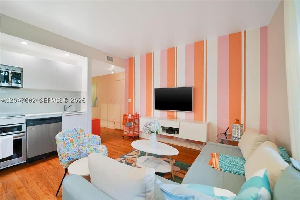 1410 Euclid Ave – photo 4