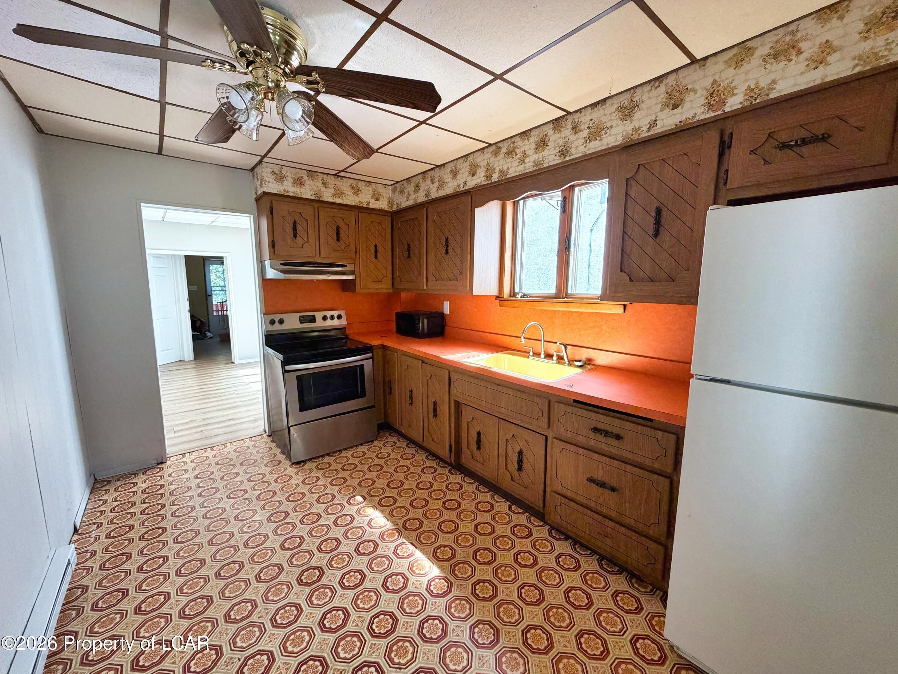 537 N Rebecca Avenue – photo 4