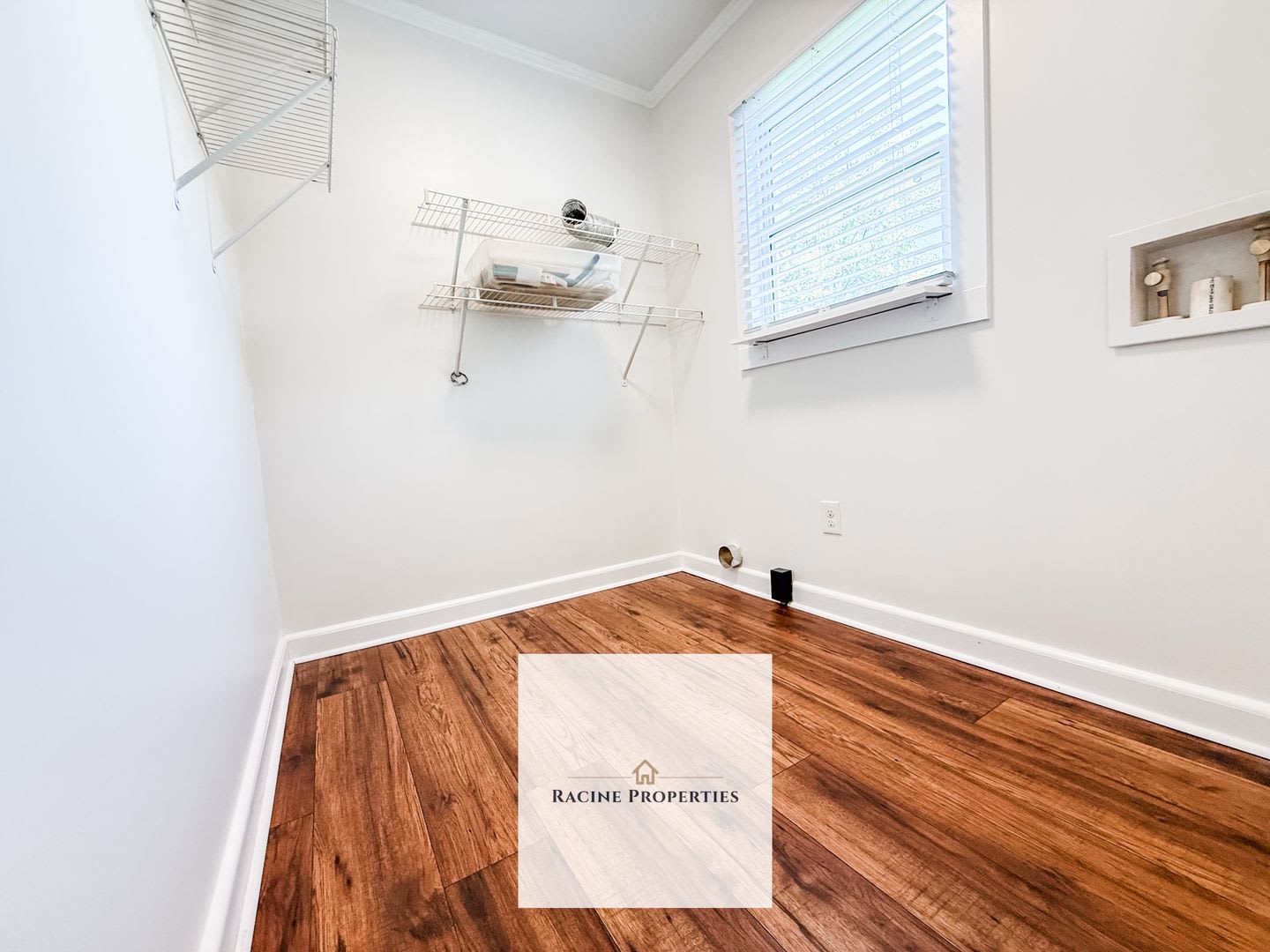 2 Bd/1 Ba Minutes from Downtown TR! – photo 3