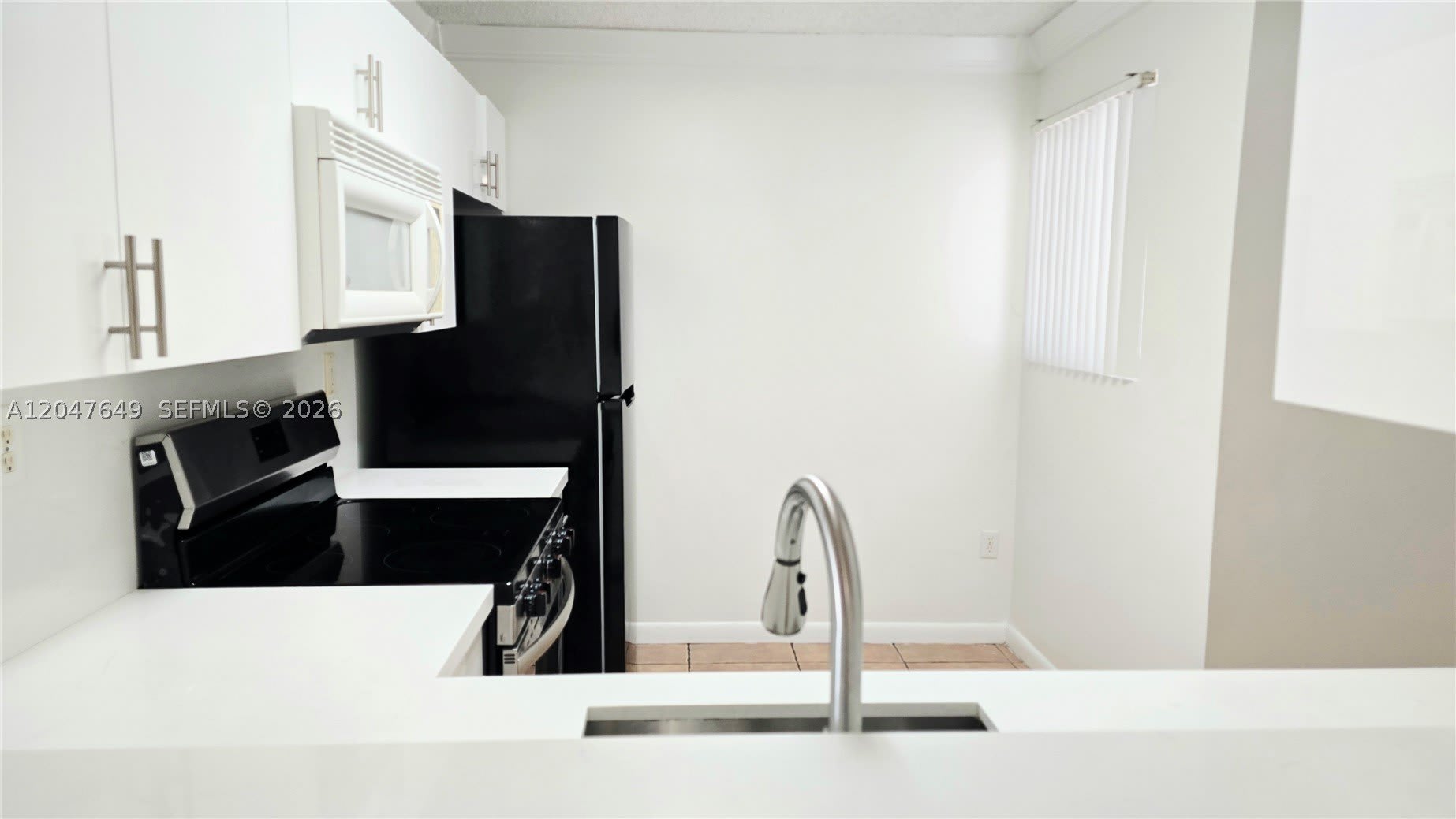 15771 SW 137th Ave – photo 4