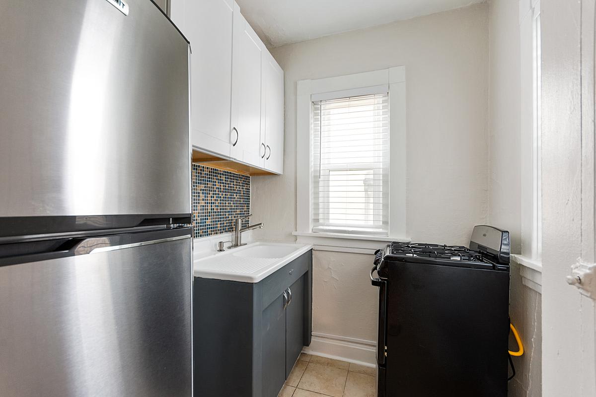 1651 Washington – photo 3