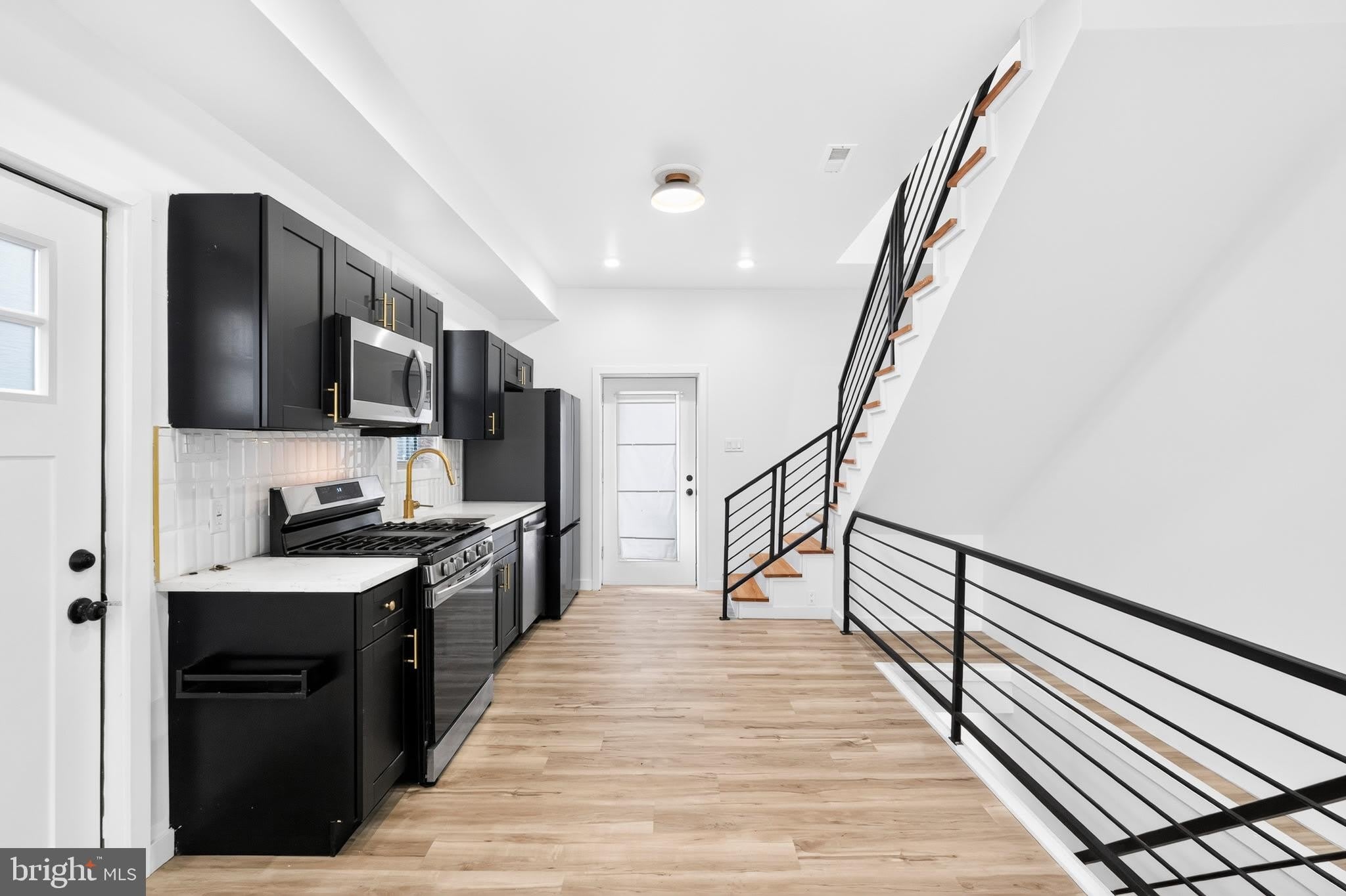 2613 TULIP Street – photo 5