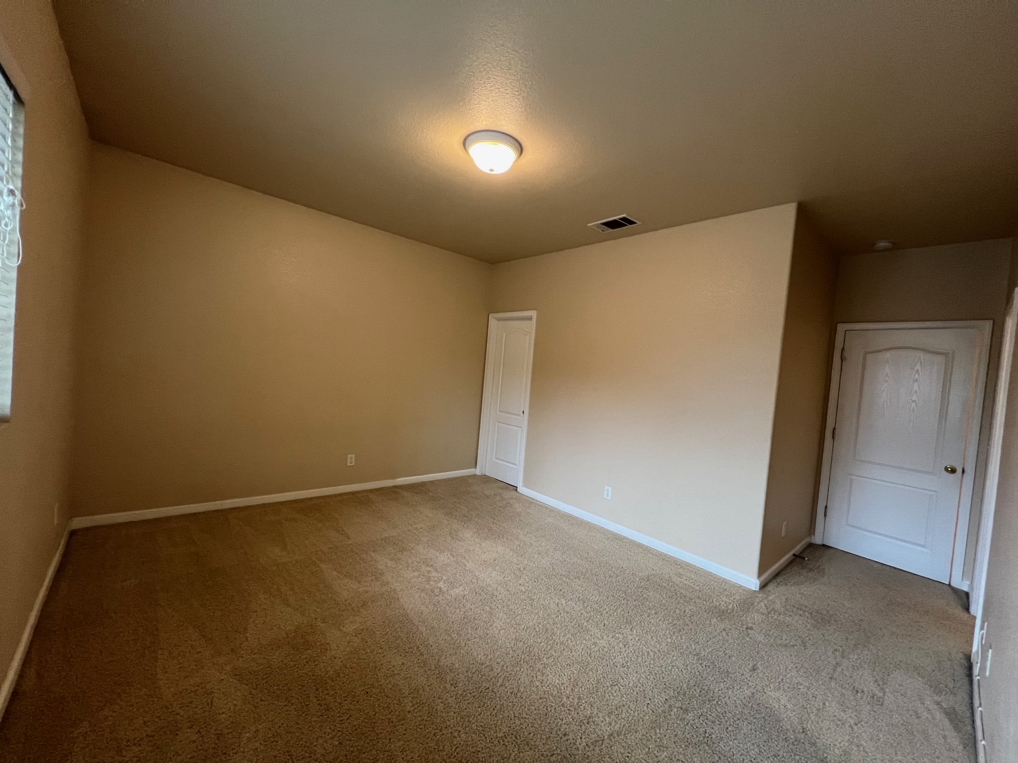 2129 Brent Drive – photo 2