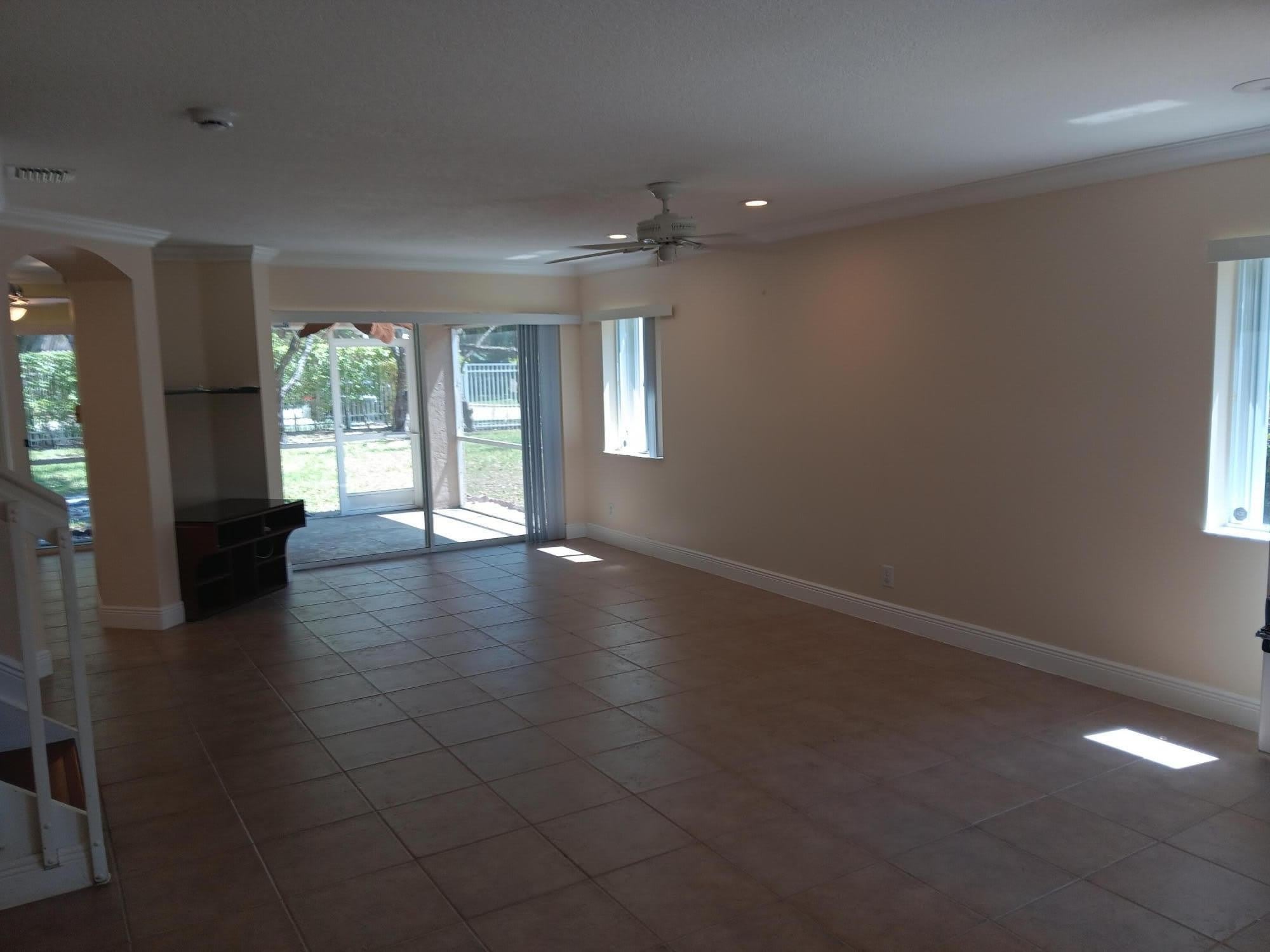 4983 W Pinemore Lane – photo 3