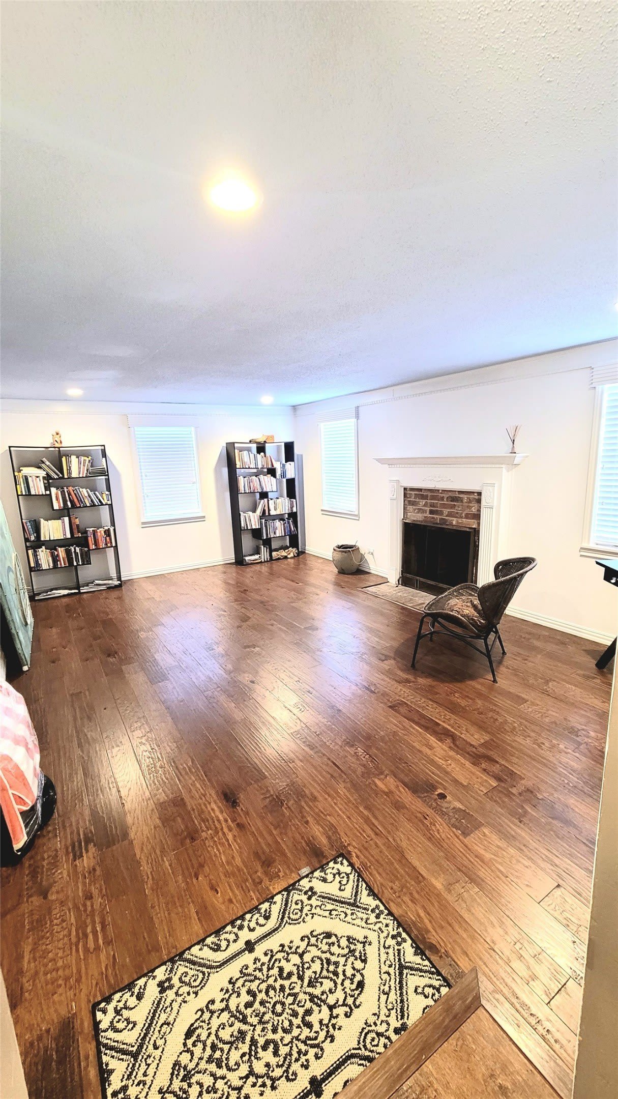 1403 S Donnybrook Avenue – photo 4