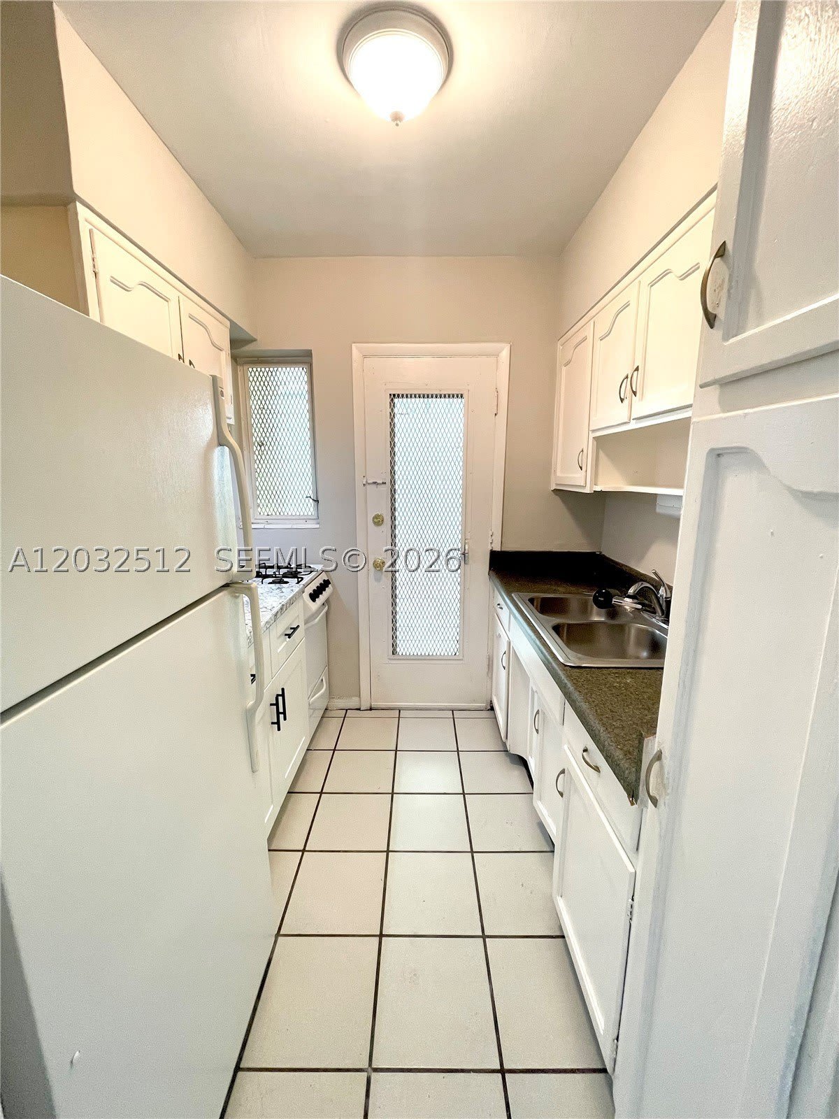 825 Euclid Ave – photo 5