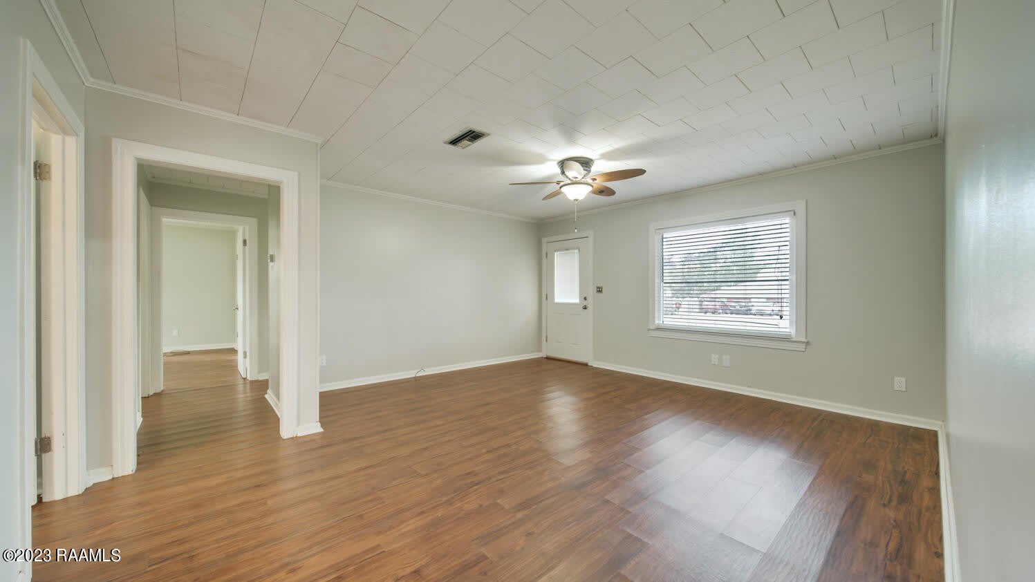 216 E Milton Avenue – photo 5