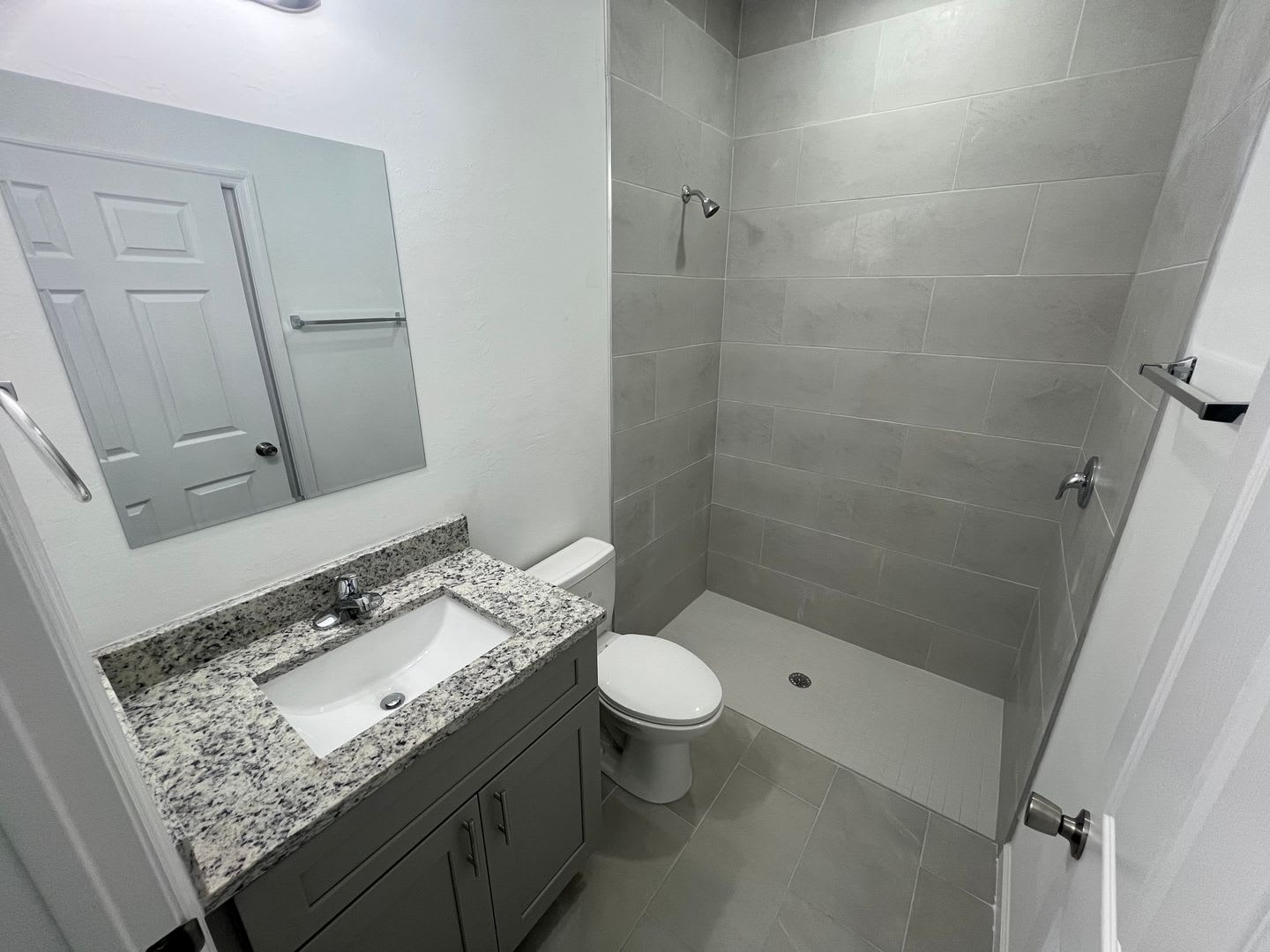 ONE OF A KIND! BRAND NEW 1 Bedroom-1 Bath- 1 Car Garage in Desirable Lehigh Acres! – photo 5