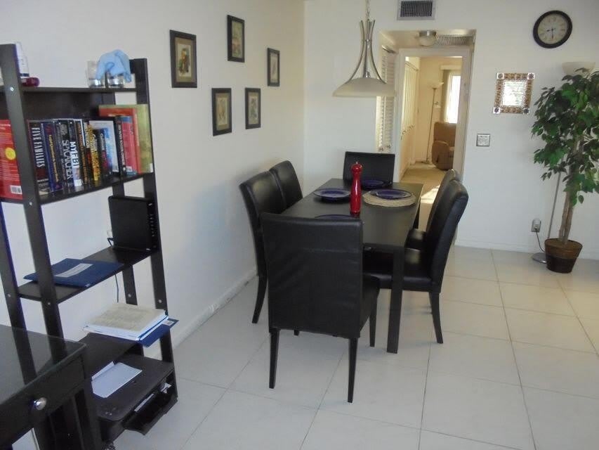 3069 Yarmouth D – photo 5