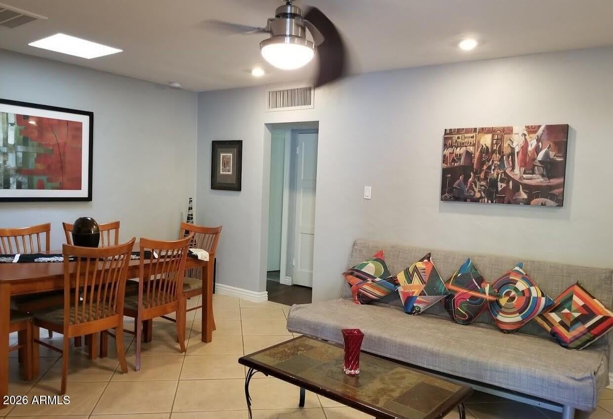 830 N 6TH Avenue – photo 4