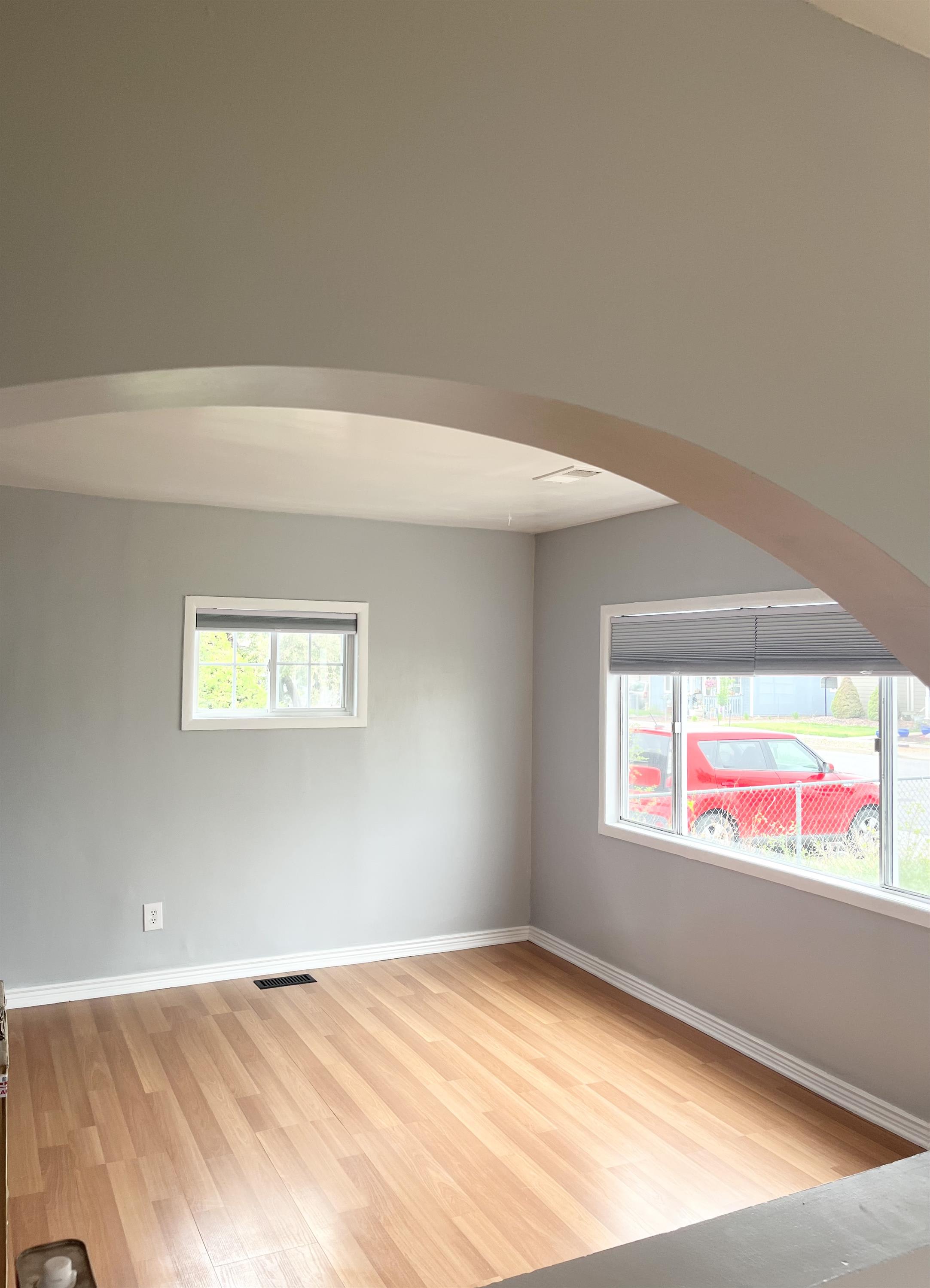 365 South 7th Avenue – photo 4