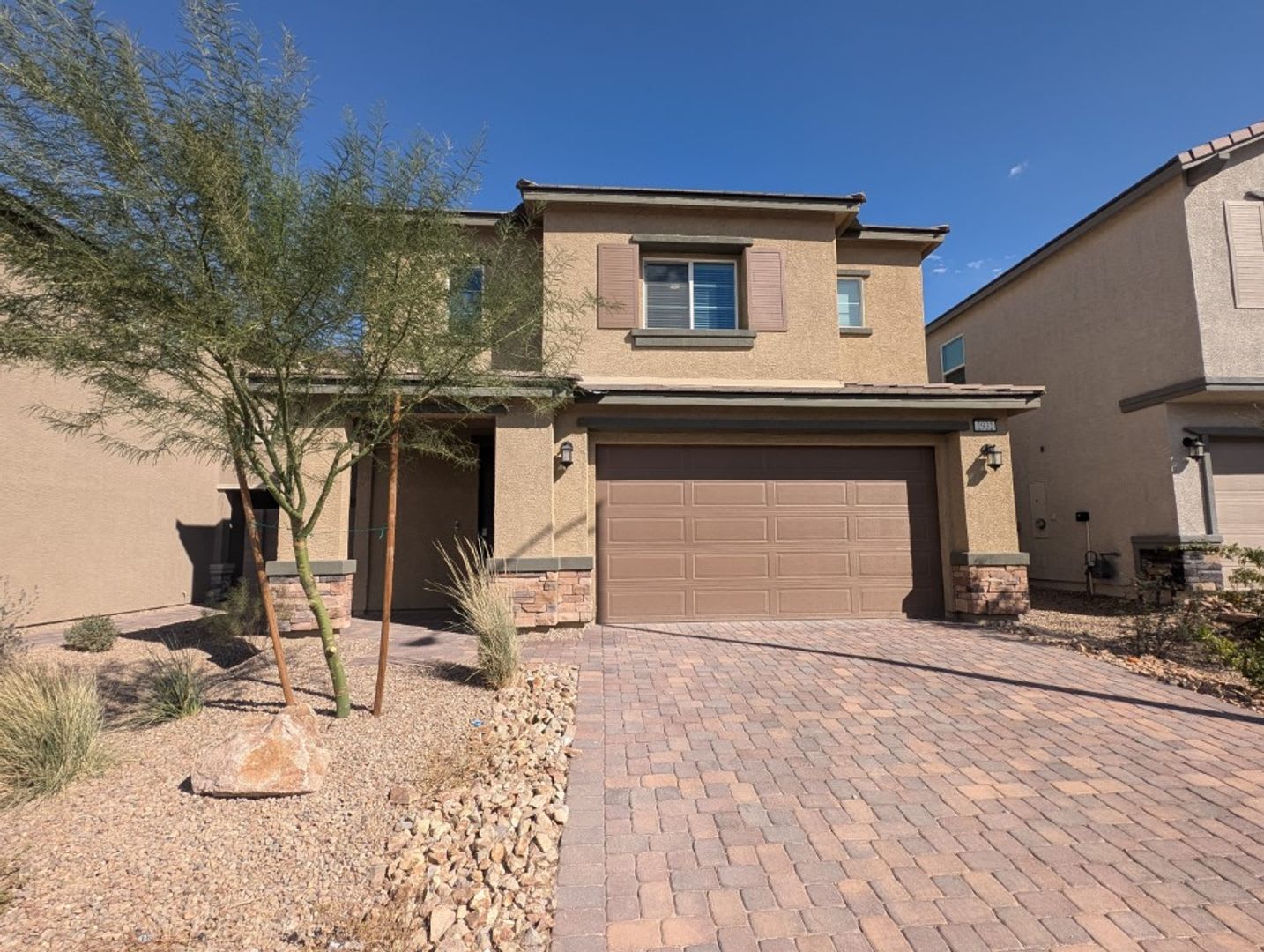 2932 MOULIN HEIGHTS ST – photo 1