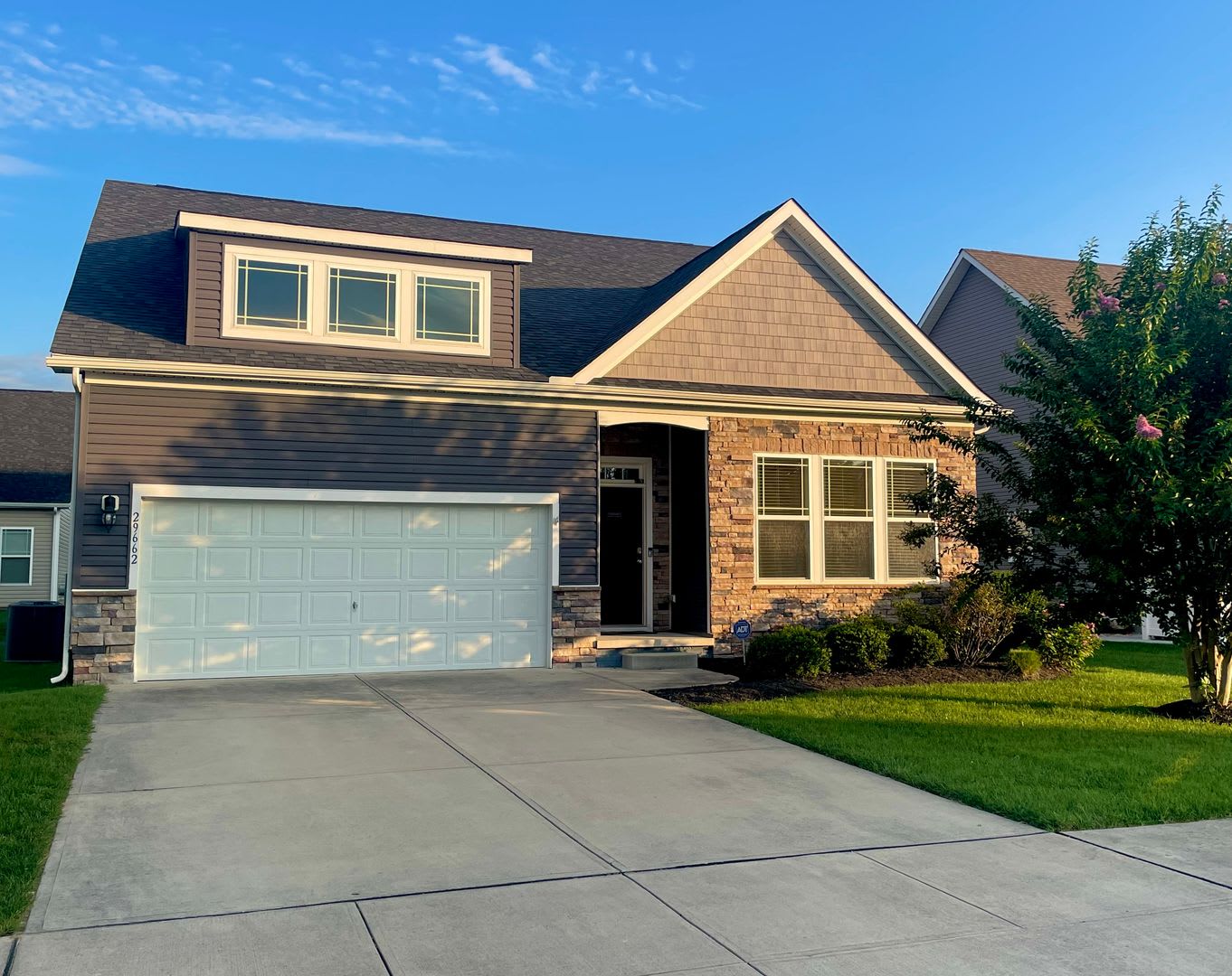 Two Story home in Windstone – photo 1