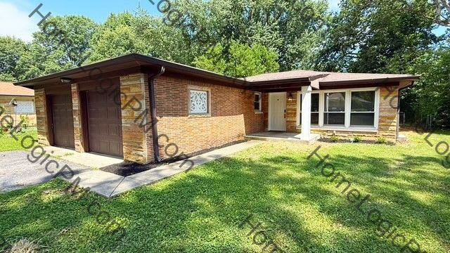3120 West 49th Street – photo 1