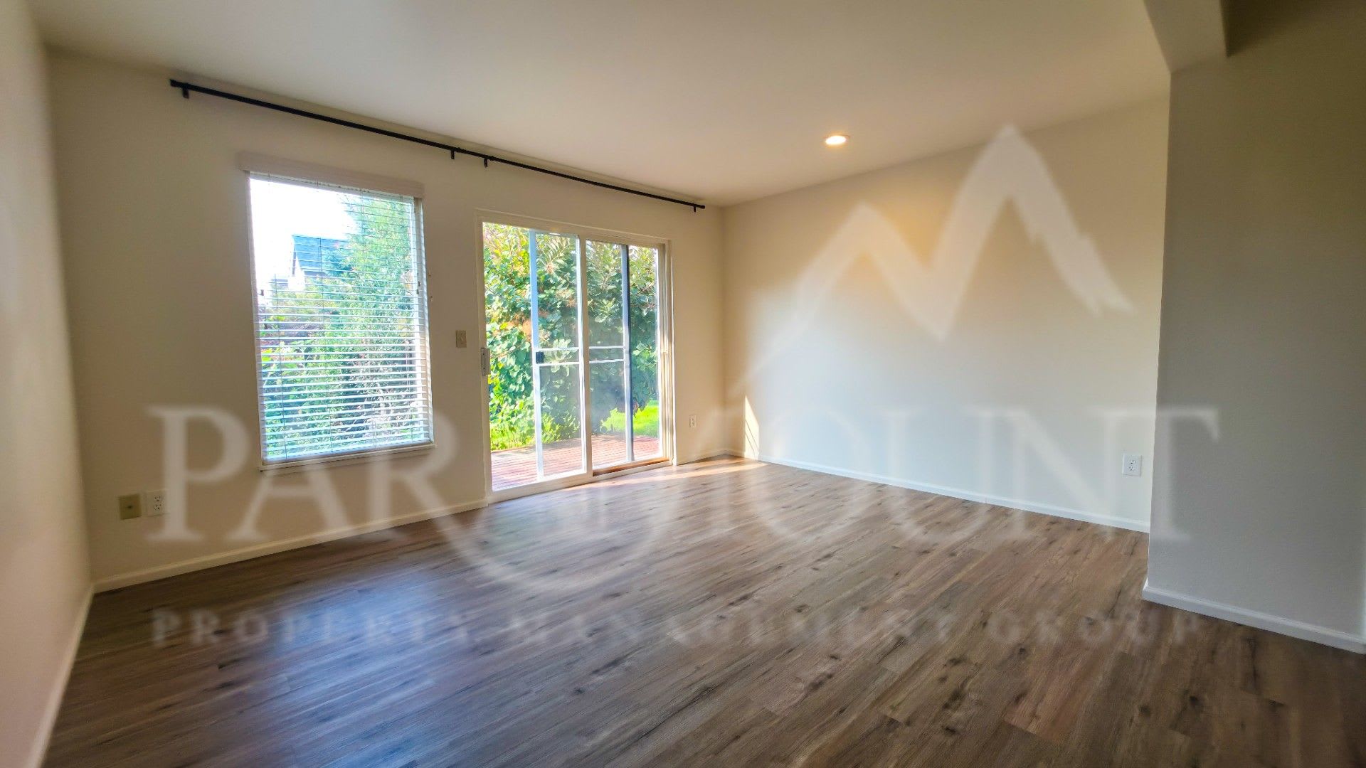 Fully Transformed End Unit in Downtown Poulsbo – photo 3