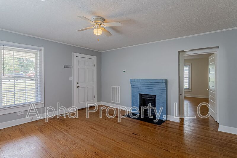 407 Cedar Lane Rd – photo 3