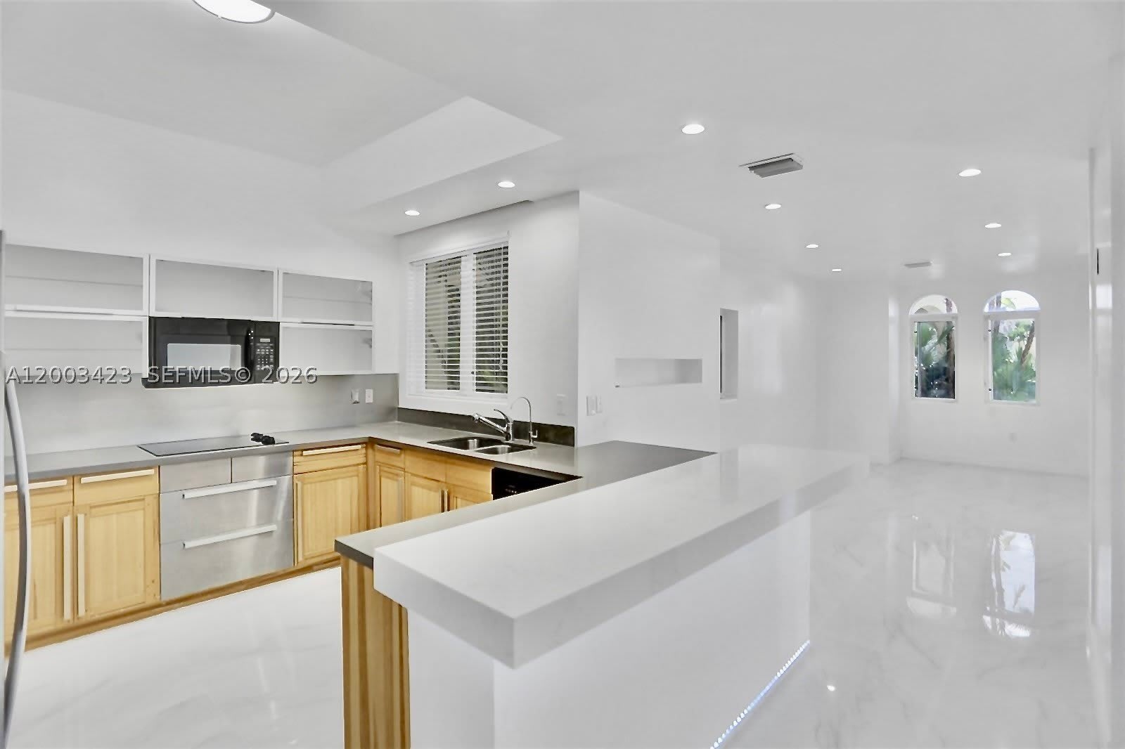 21032 NE 32nd Ave – photo 5