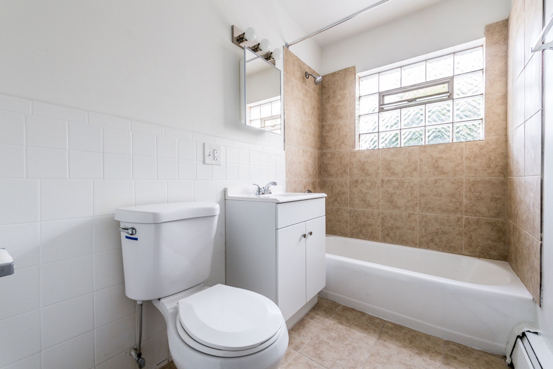 2710 E 83rd Street – photo 2