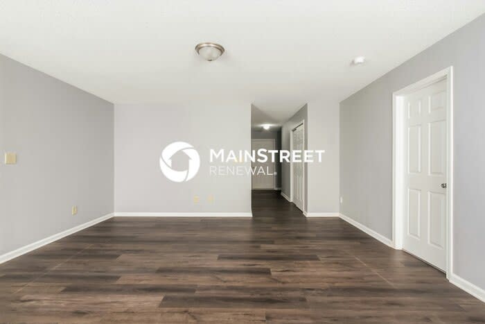 5250 Melbourne Road – photo 3