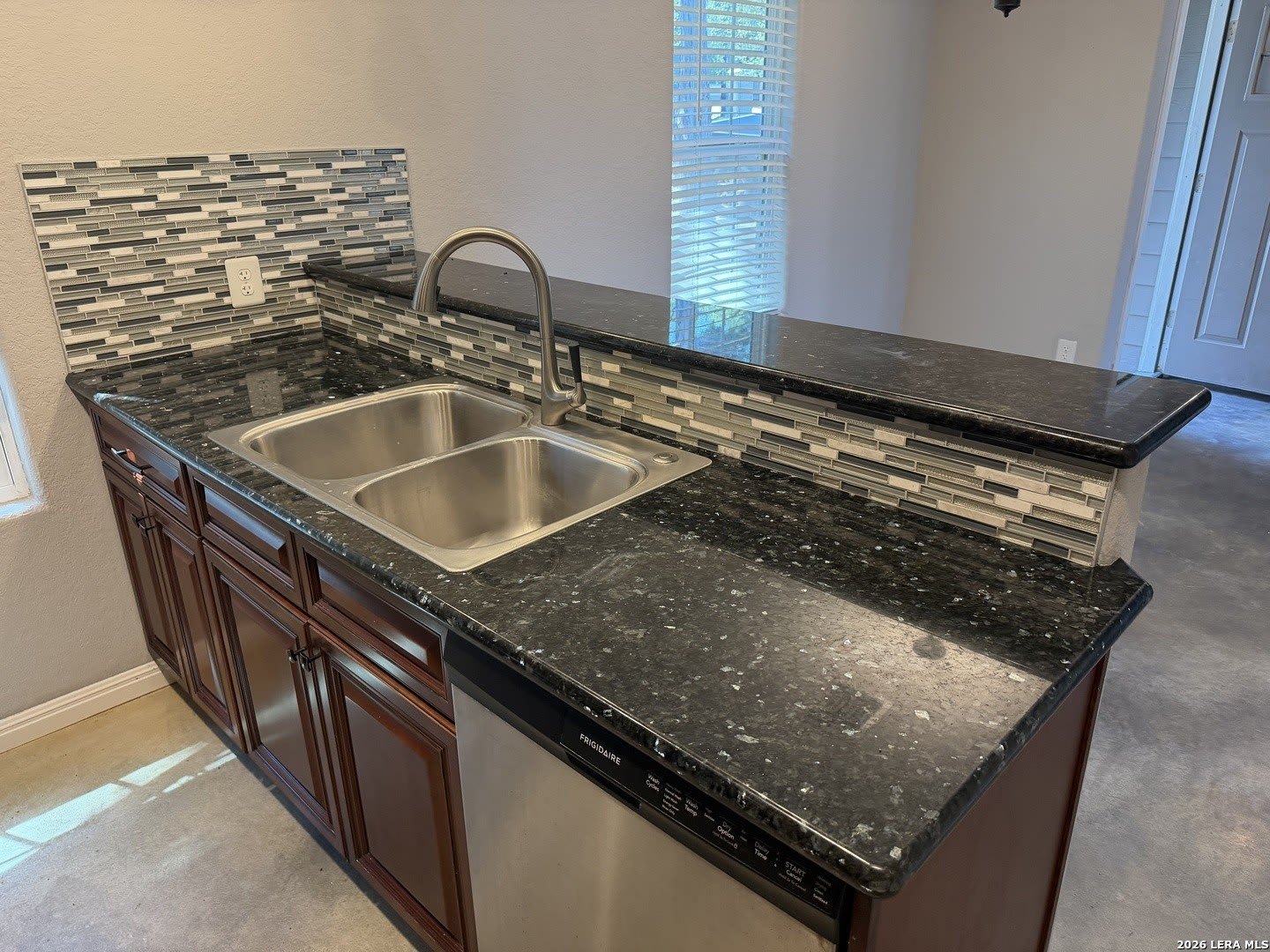 591 Burr Oak Ln – photo 4