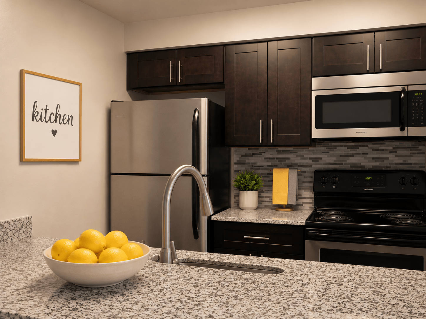 Camelot East Apartments – photo 3