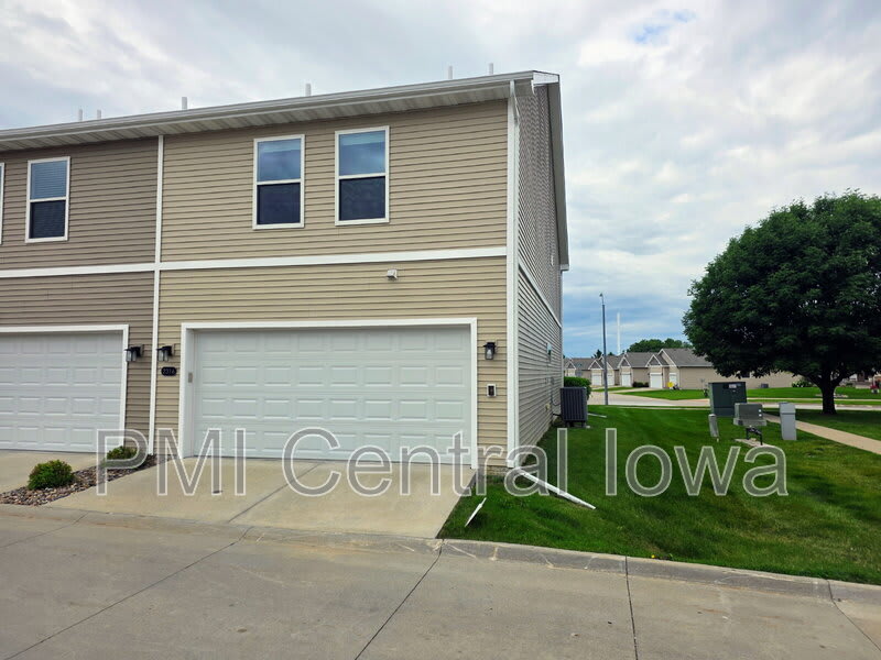 2316 Hazeltine Place – photo 3