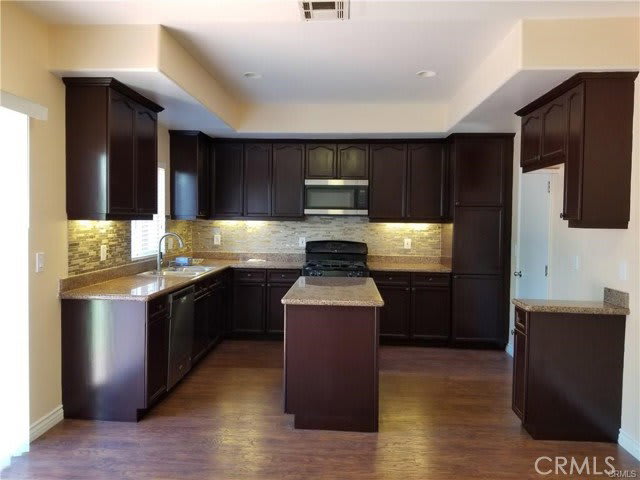 15892 Ocean Lane – photo 2