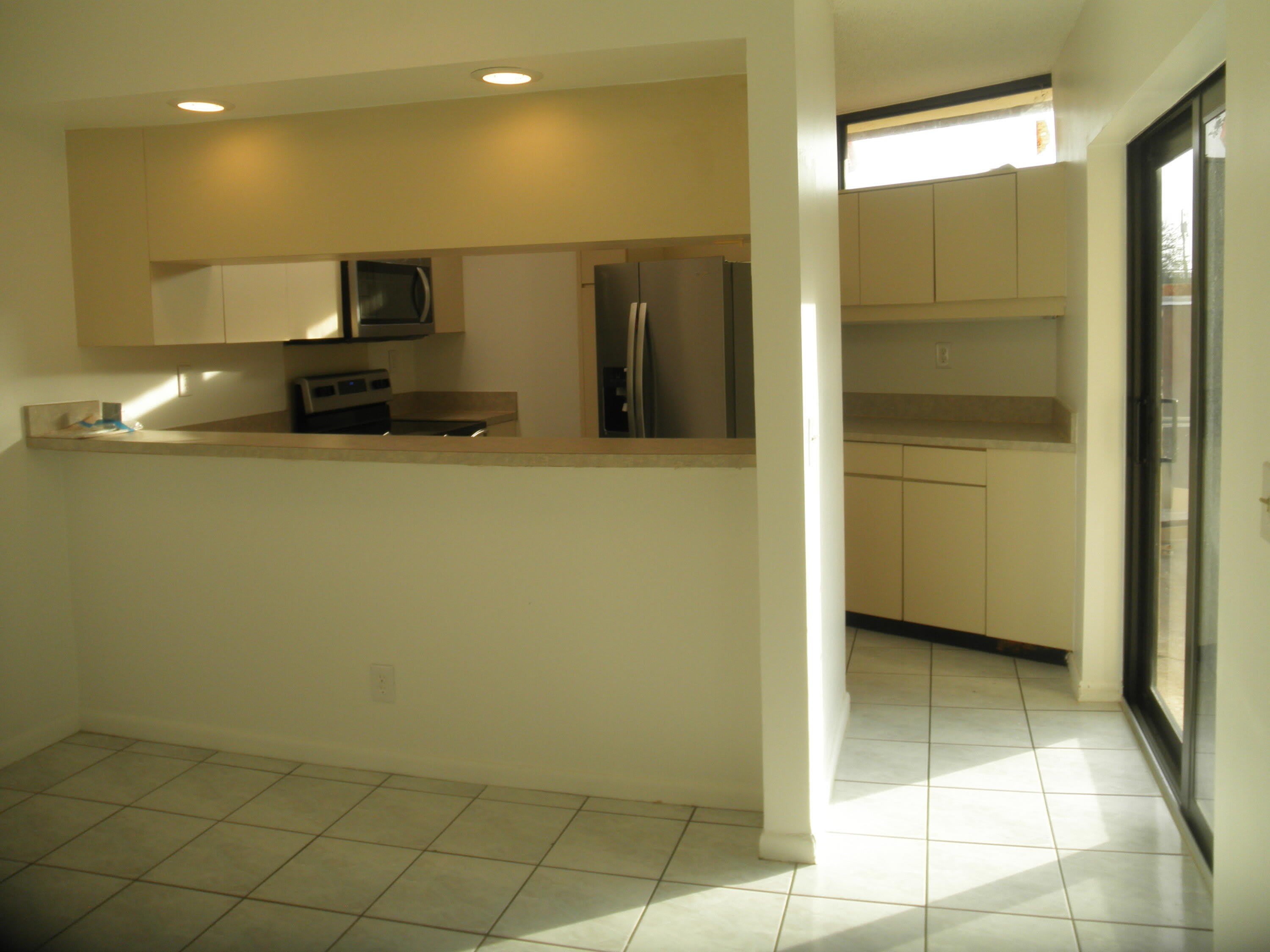 3896 Victoria Drive – photo 3