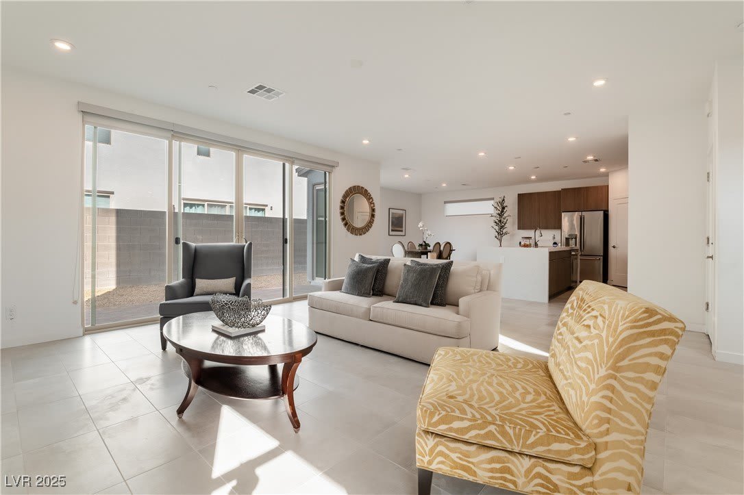2526 Verdello Street – photo 3