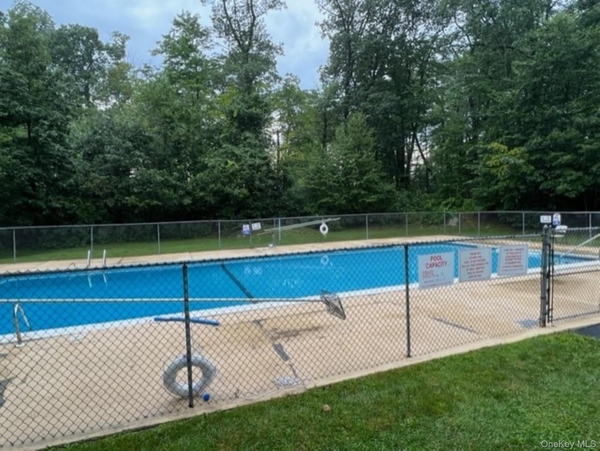 315 Fox Run Lane – photo 3