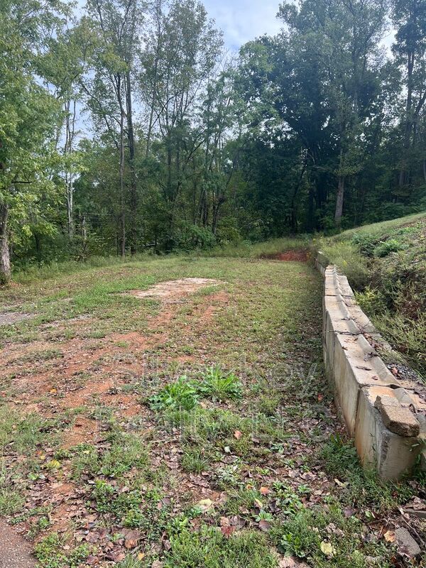 1076 Old Hwy 68 – photo 2