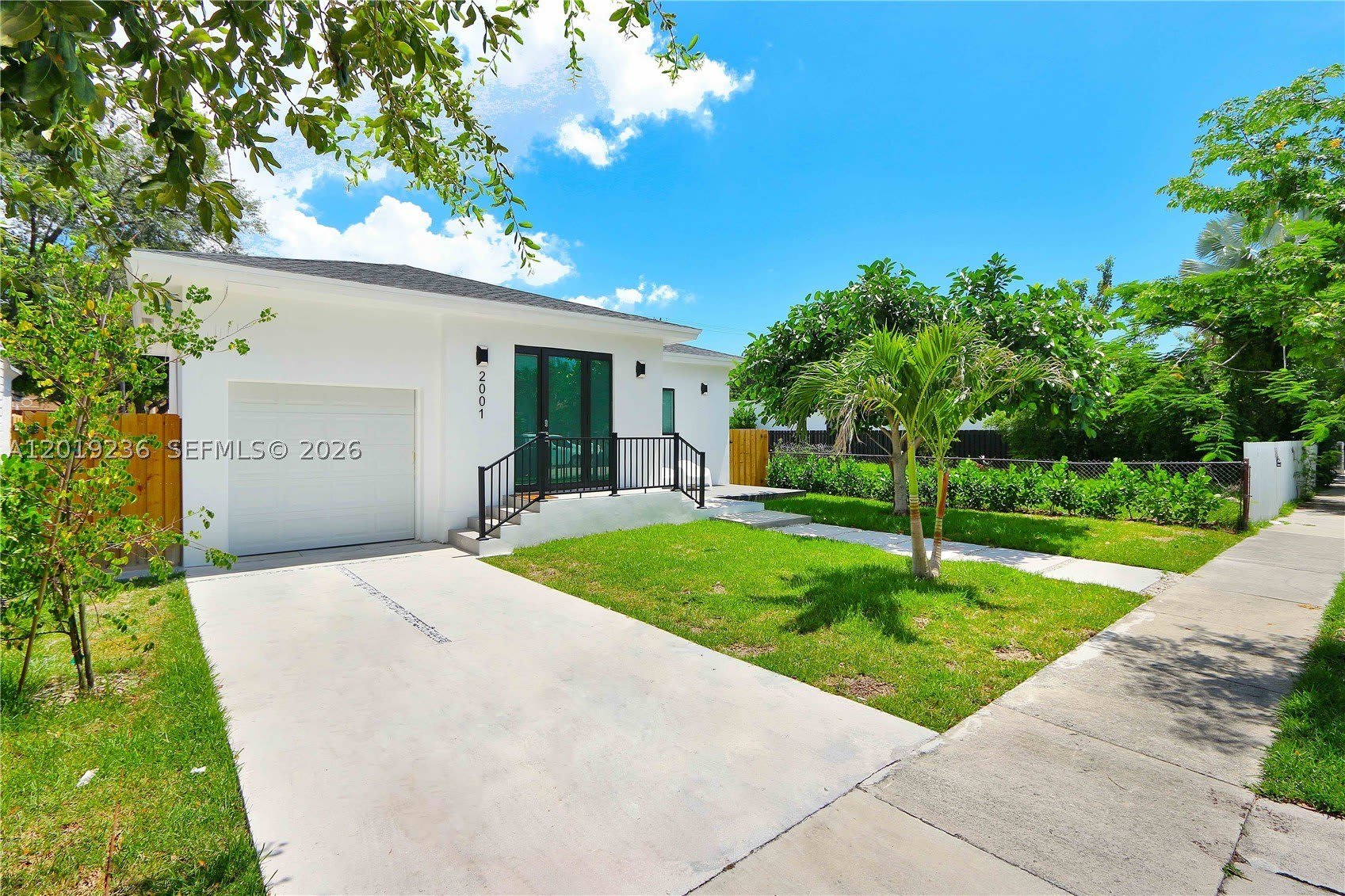2001 SW 22nd Ter – photo 1