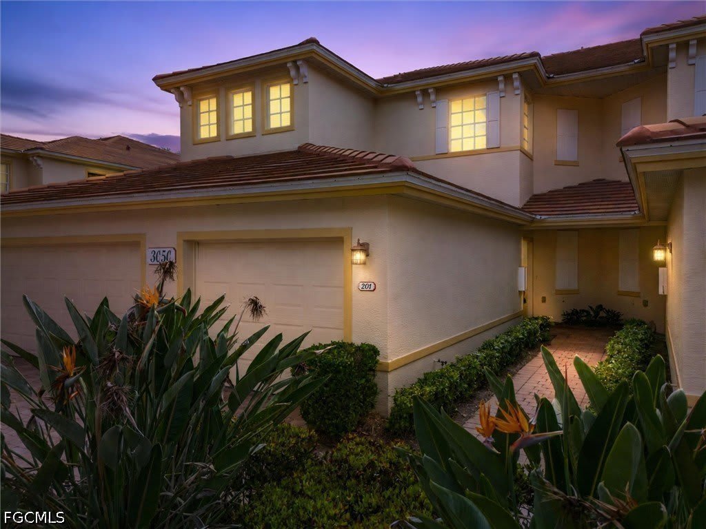 3050 Meandering Way – photo 1