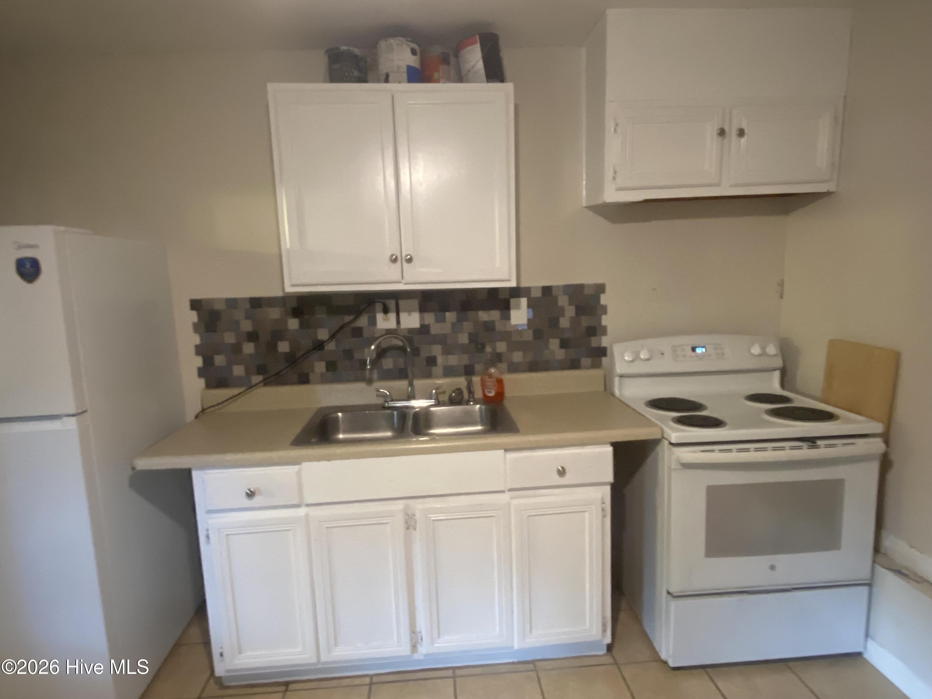 2042 Fernwood Circle – photo 4