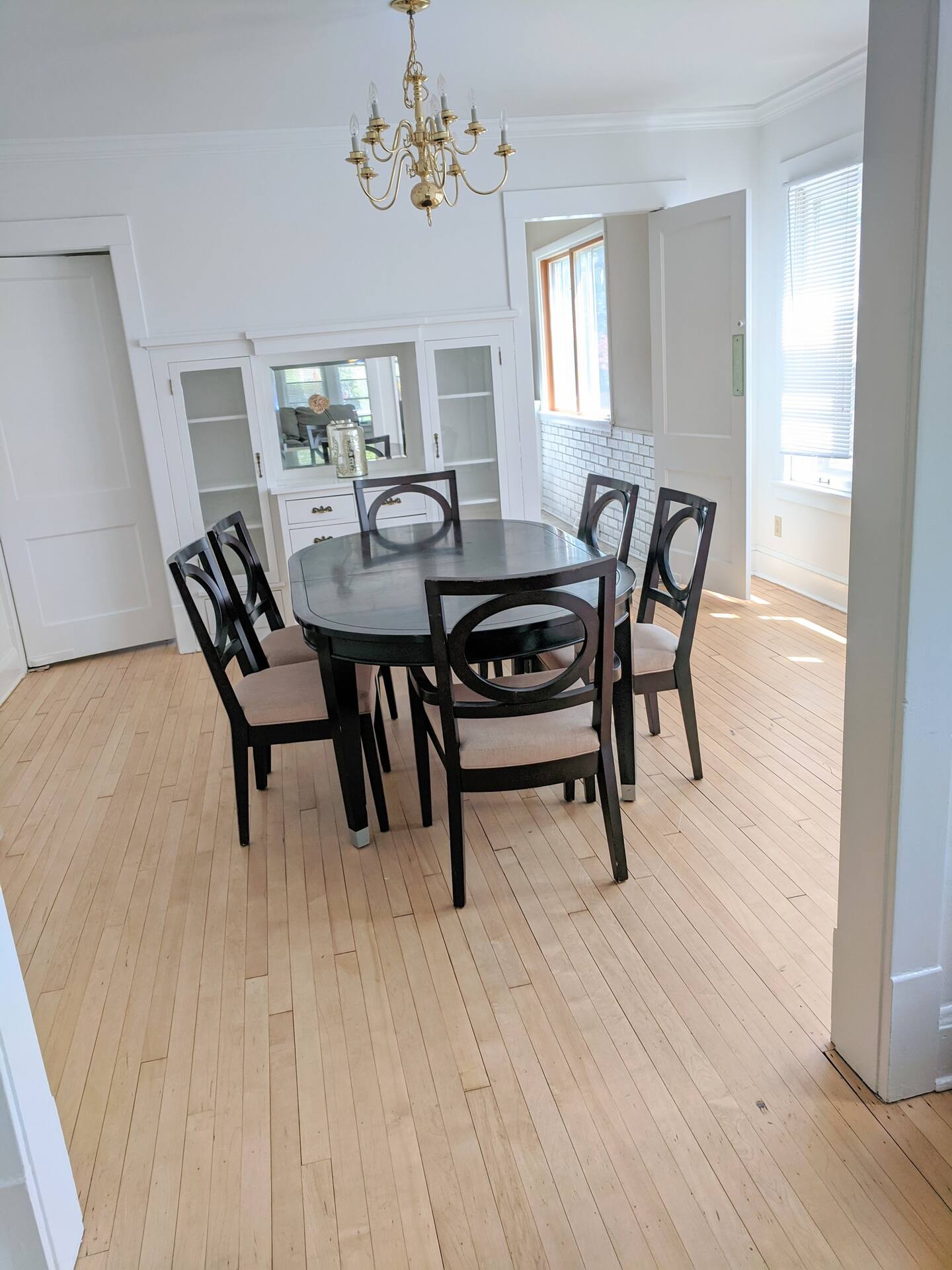 3928 N. Farwell Ave. – photo 5