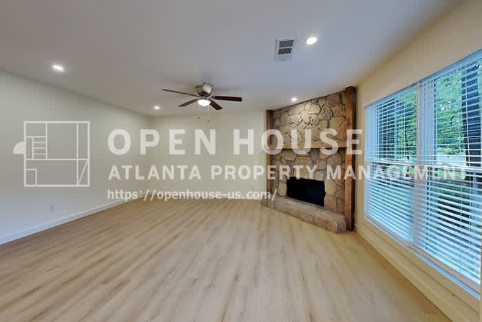 1402 Mountain Overlook – photo 4