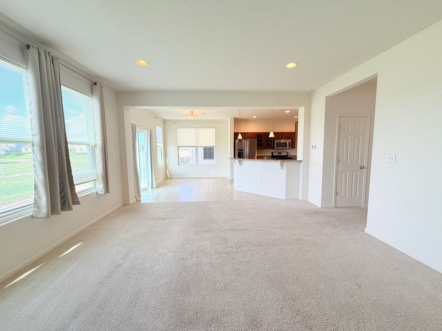 JUST REDUCED: 3 Bedroom/2 Bath Home located at 2513 Shadow Bend Dr. in Columbus, IN – photo 4
